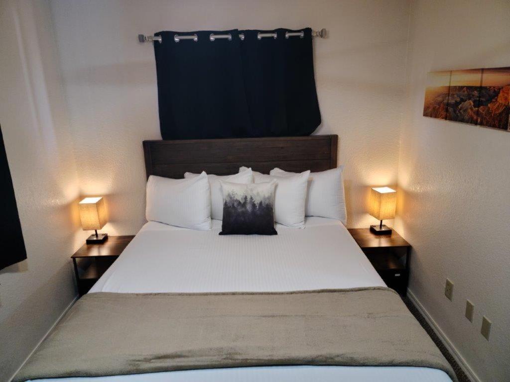 069A The Grand Canyon Getaway Suite With Kitchenette Sleeps 4 瓦莱 外观 照片