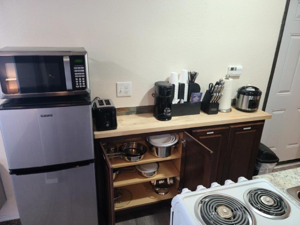 069A The Grand Canyon Getaway Suite With Kitchenette Sleeps 4 瓦莱 外观 照片
